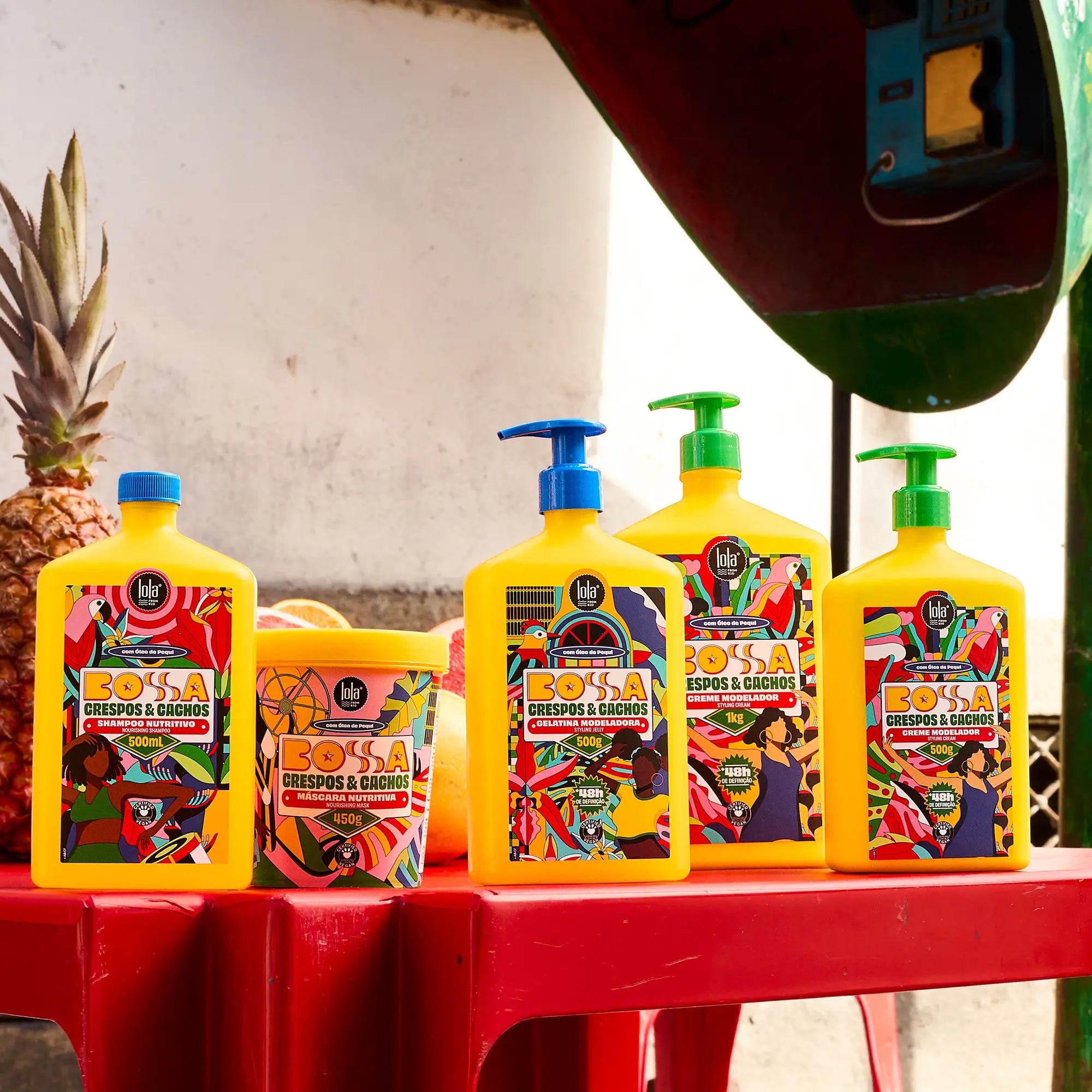 La gamme de Bossa de Lola from rio pour les cheveux boucles